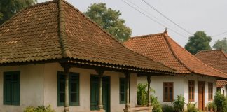 Kesalahan Istri 2: Tidak Menghormati Mertua dan Keluarga Suami